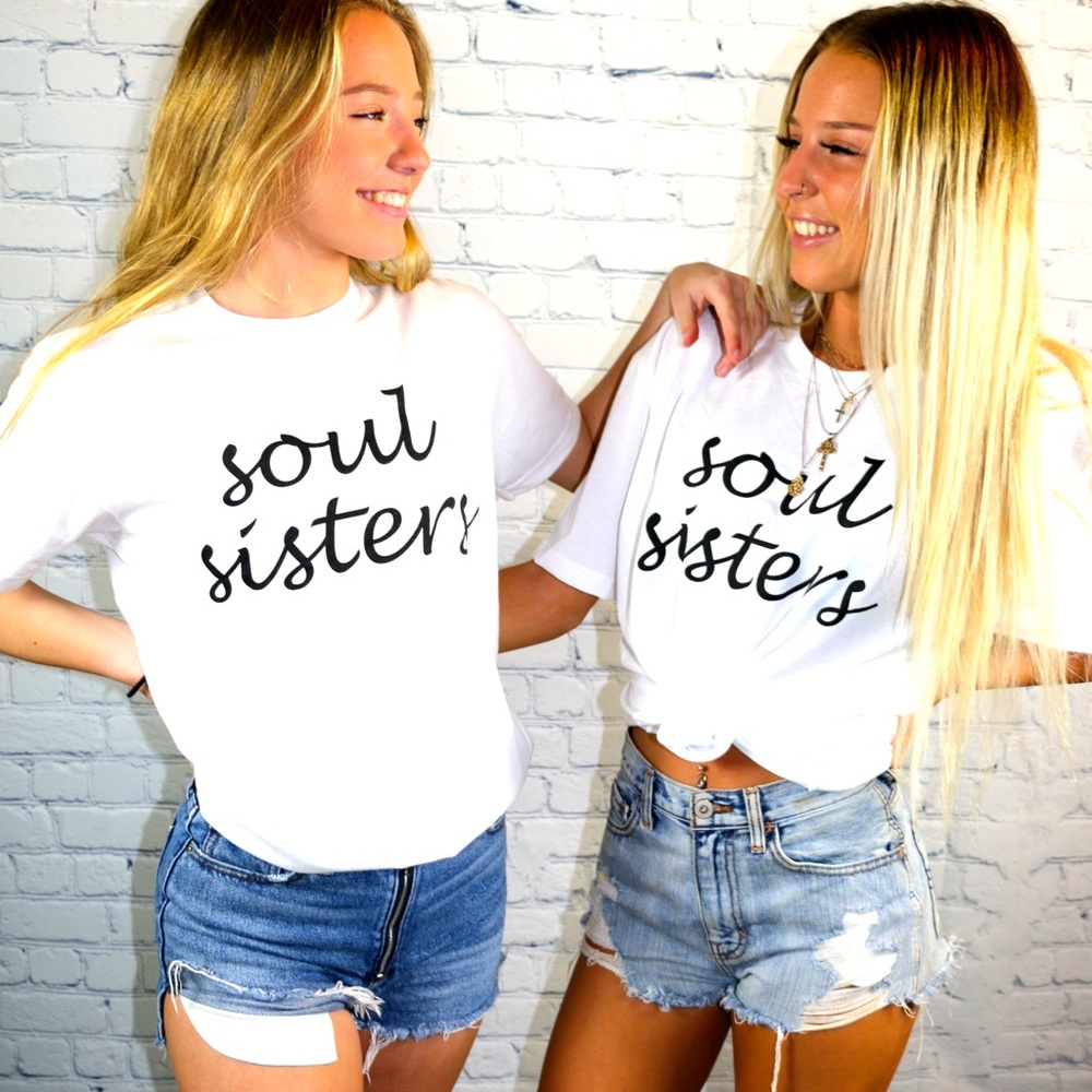 Soul Sisters short sleeve graphic tees 🖤🖤